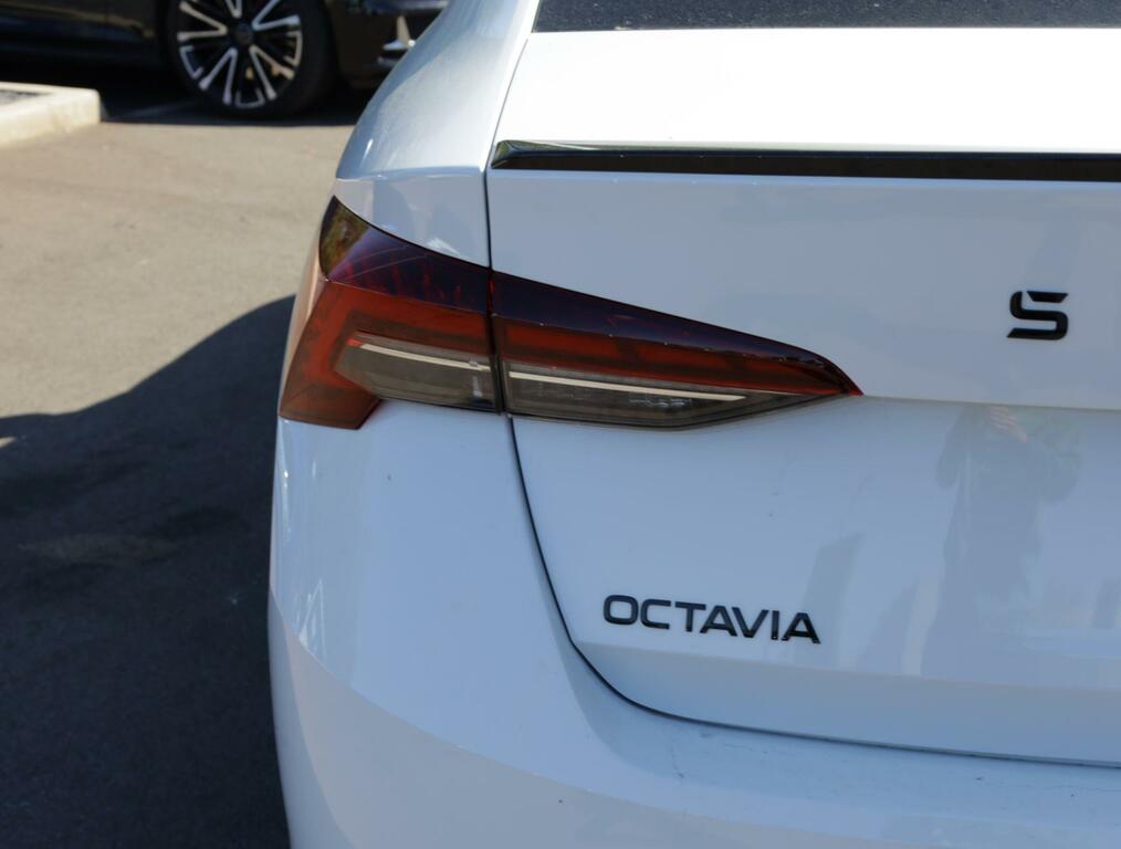 Skoda Octavia 1.5 Tsi E-tec Mhev Act Sportline Dsg Euro 6 Ss White #6