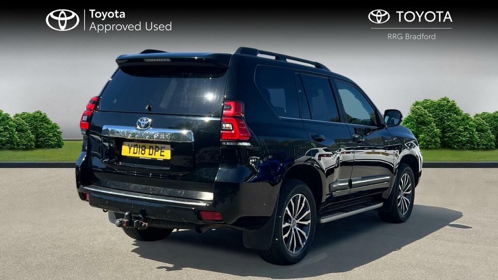 Toyota Land Cruiser 2.8D Invincible 4Wd Euro 6 7 Seat Black #2