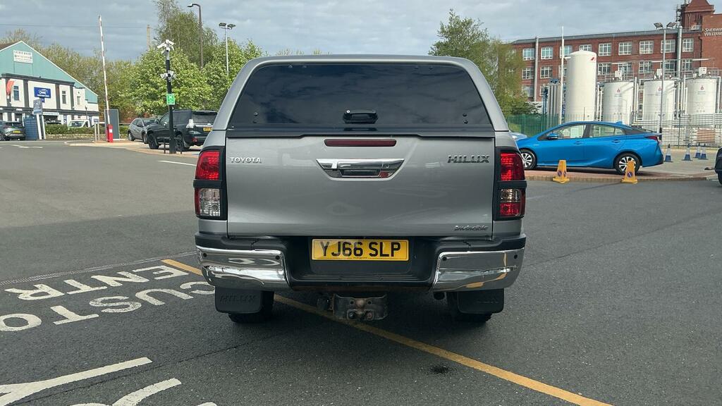 Toyota HILUX 2.4 D-4d Invincible X 4Wd Euro 6 Tss Silver #6