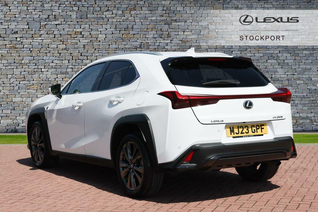 Lexus UX 2.0 250H F Sport Design Suv Hybrid E-cv White #4