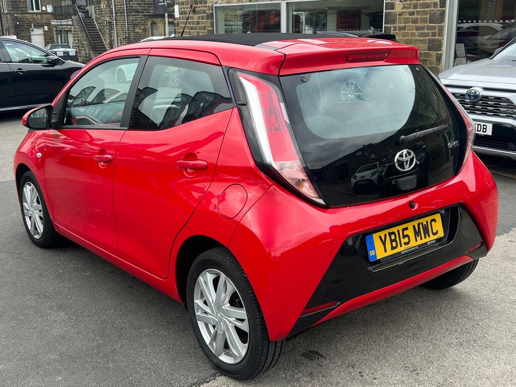 Toyota Aygo 1.0 Vvt-i X-pression X-wave X-shift Euro 5 Eur Red #3