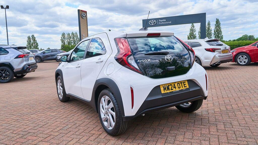 Toyota Aygo X 1.0 Vvt-i Pure X-shift Euro 6 Ss  #5