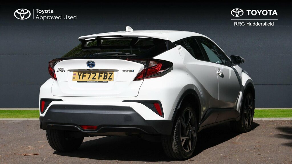 Toyota C-Hr 1.8 Vvt-h Design Cvt Euro 6 Ss YF72FBZ White #2