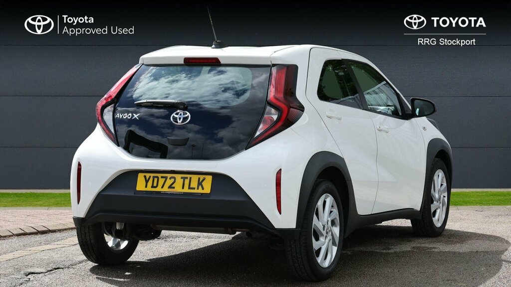 Toyota Aygo X 1.0 Vvt-i Pure X-shift Euro 6 Ss YD72TLK White #2