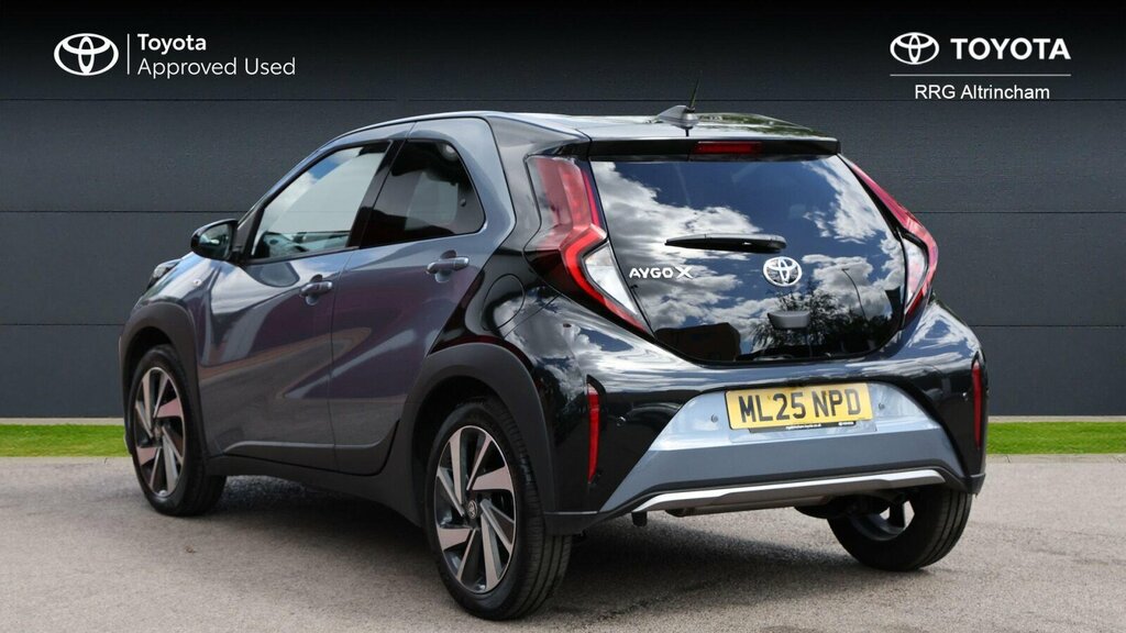 Toyota Aygo X 1.0 Vvt-i Exclusive X-shift Euro 6 Ss ML25NPD Grey #4