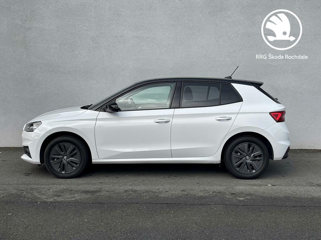Skoda Fabia 1.0 Tsi 116 Design Edition Dsg YM75VUC White #4