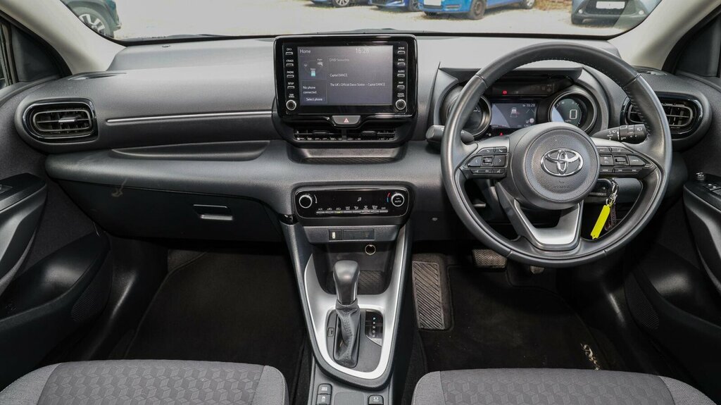 Toyota Yaris 1.5 Vvt-h Design E-cvt Euro 6 Ss ML73KYS Grey #6
