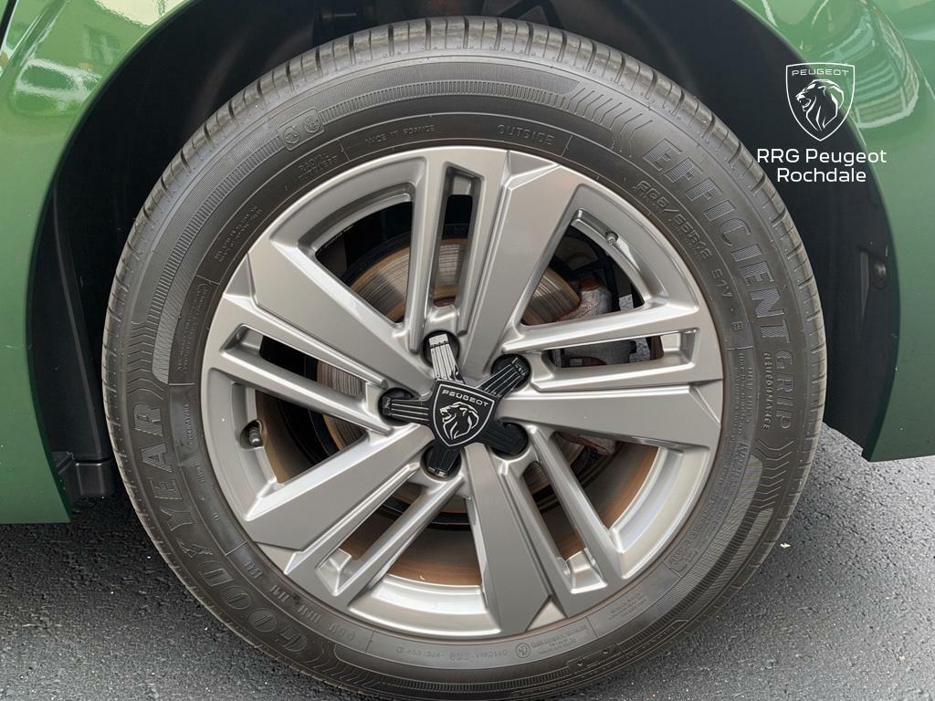 Peugeot 308 1.2 Puretech Active Premium Eat Euro 6 Ss FY72DJU Green #5