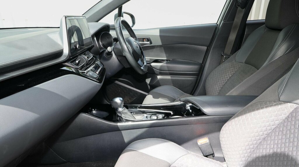 Toyota C-Hr 1.8 Vvt-h Design Cvt Euro 6 Ss DY23SNZ White #5
