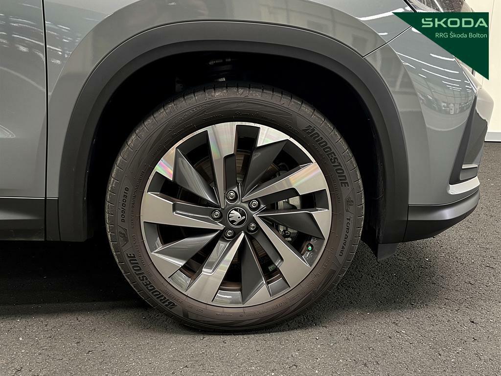 Skoda Kodiaq 1.5 Tsi Iv 204 Se L Dsg MK26AUX Silver #5