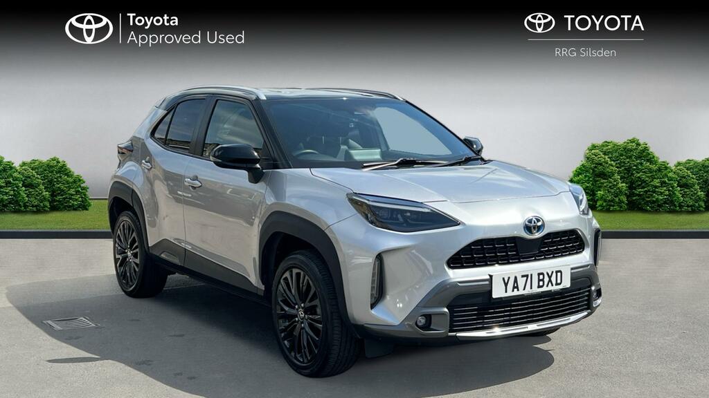 Toyota Yaris Cross 1.5 Vvt-h Dynamic E-cvt Euro 6 Ss Silver