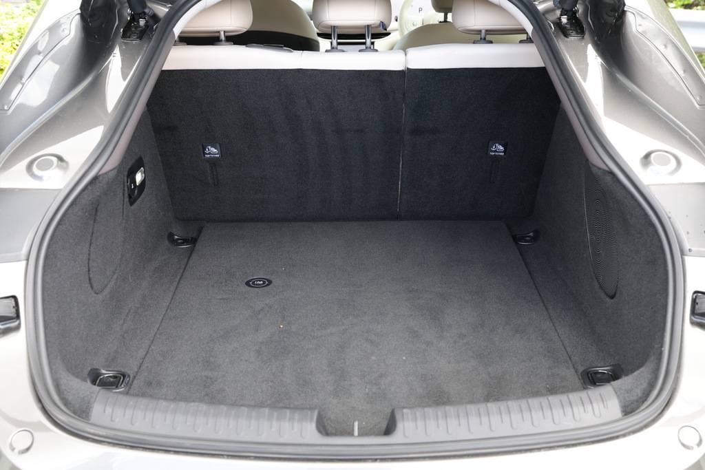 MG IM5 553Kw Performance 100Kwh Grey #6