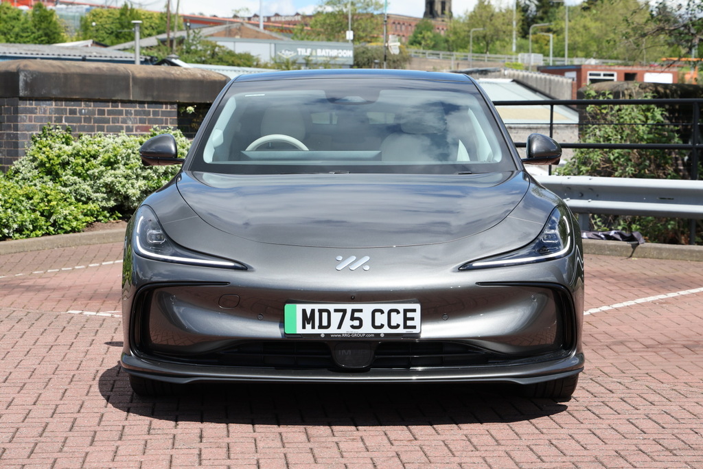 MG IM5 553Kw Performance 100Kwh Grey #4