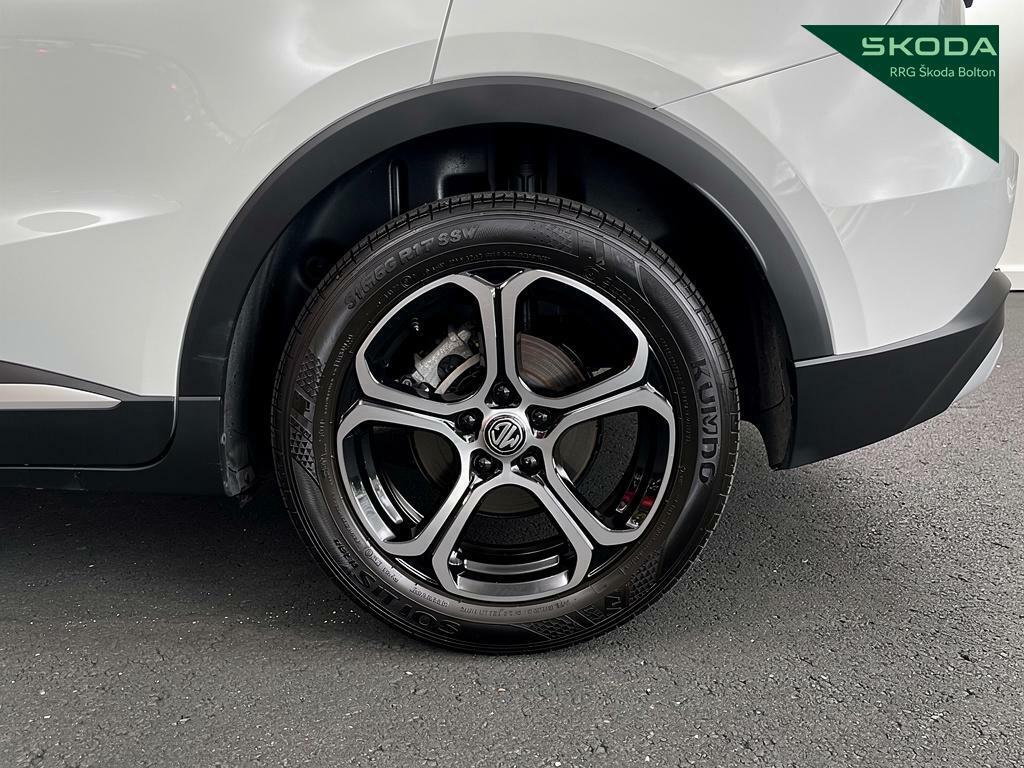 MG ZS 1.5 Hybrid Se MJ75TLY White #5
