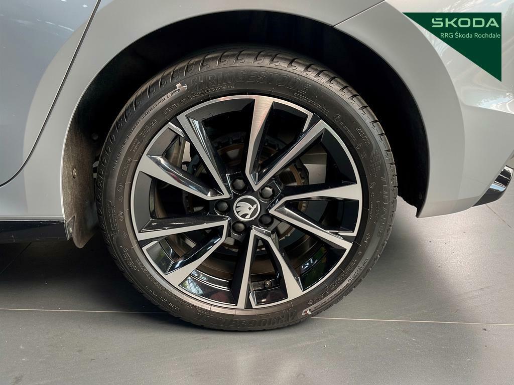 Skoda Fabia 1.0 Tsi 116 Monte Carlo MJ24FKS Silver #5