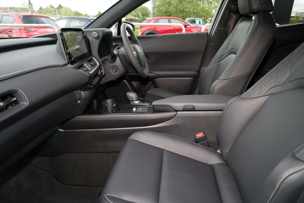 Lexus UX 2.0 300H F Sport Design Tech Suv Hybrid Black #5