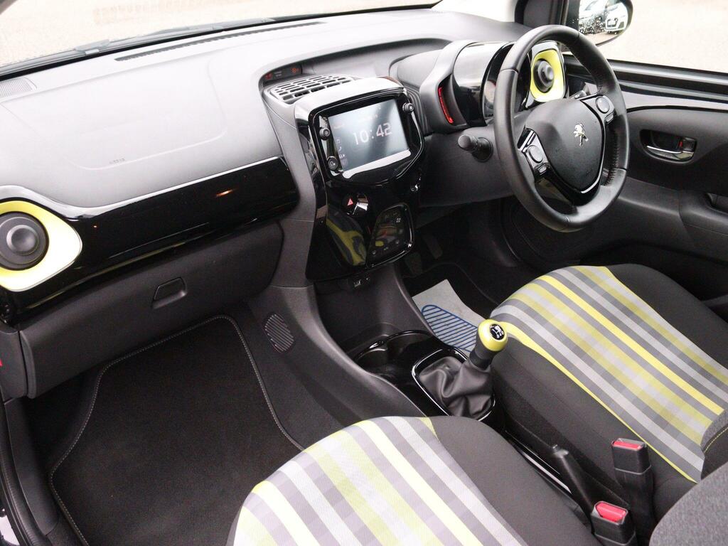 Peugeot 108 1.0 Collection Euro 6 Ss Black #4
