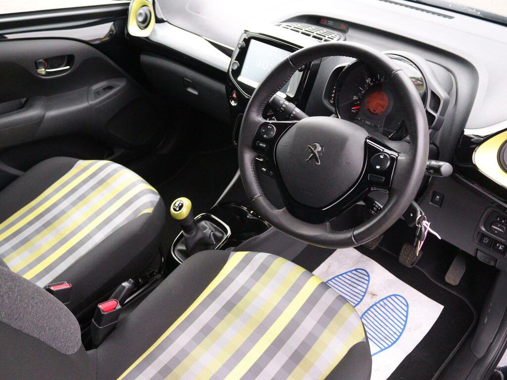 Peugeot 108 1.0 Collection Euro 6 Ss Black #2