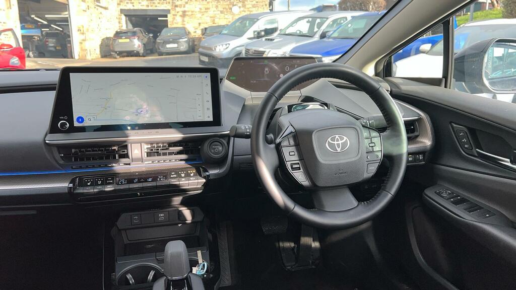 Toyota Prius 2.0 13.6Kwh Excel Cvt Euro 6 Ss YD24PMJ Black #6
