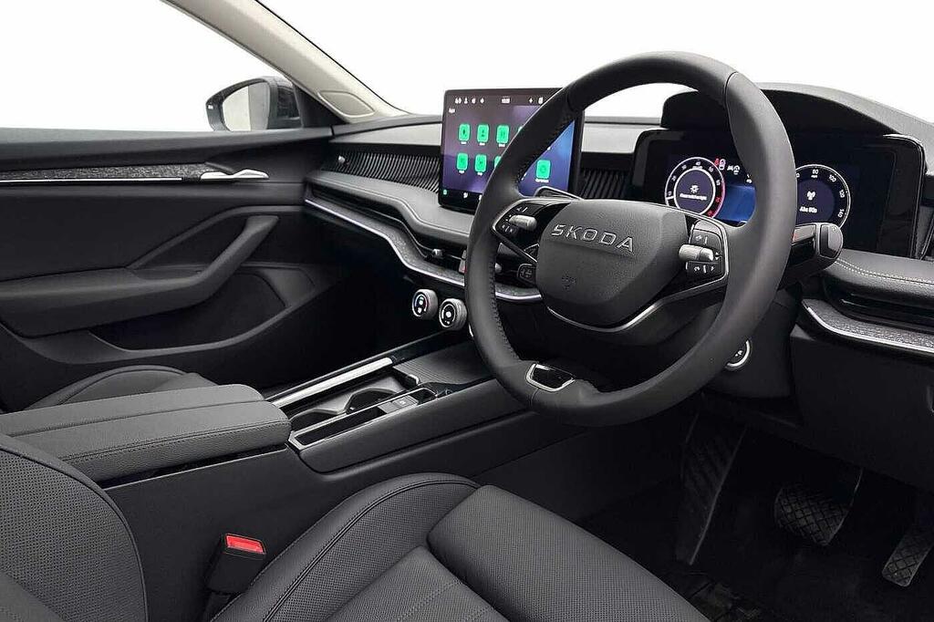 Skoda Superb 1.5 Tsi E-tec Se L Dsg Black #6