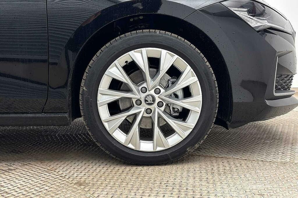 Skoda Superb 1.5 Tsi E-tec Se L Dsg Black #5