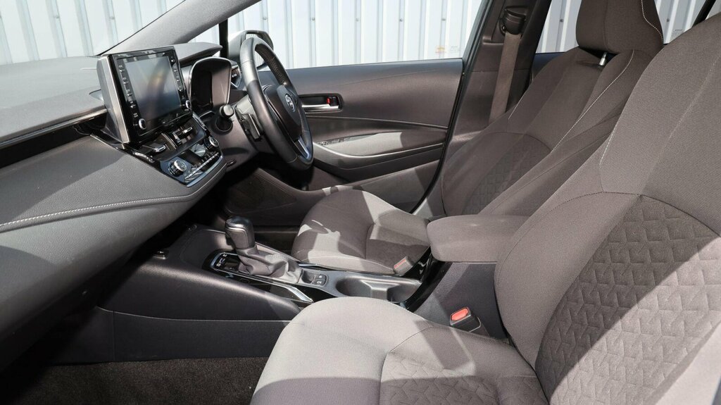 Toyota Corolla 2.0 Vvt-h Design Cvt Euro 6 Ss SL70FEF Silver #5
