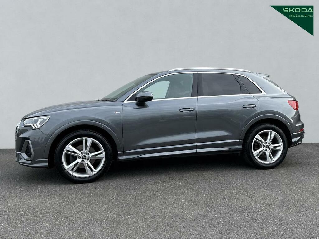 Audi Q3 35 Tfsi S Line S Tronic LM22TYZ Grey #4