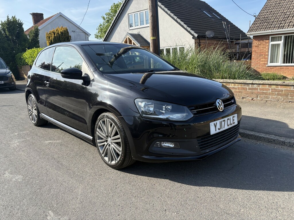 Volkswagen Polo Hatchback 1.4 Tsi Act Bluegt 2017 Black