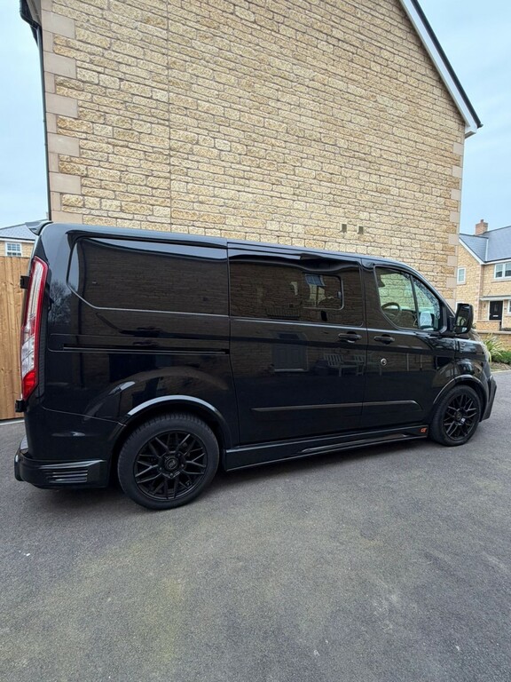 Ford Transit Custom Panel Van 2.0 Transit Custom Gt Crew Van 300 L1 2. WR24NMF Black #6