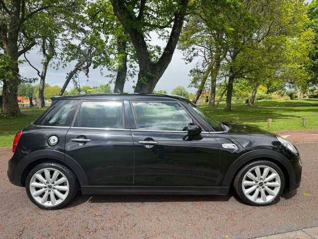 Mini Hatch 2016 2.0 Cooper Sd Hatchback Eur FM16GAO Black #2