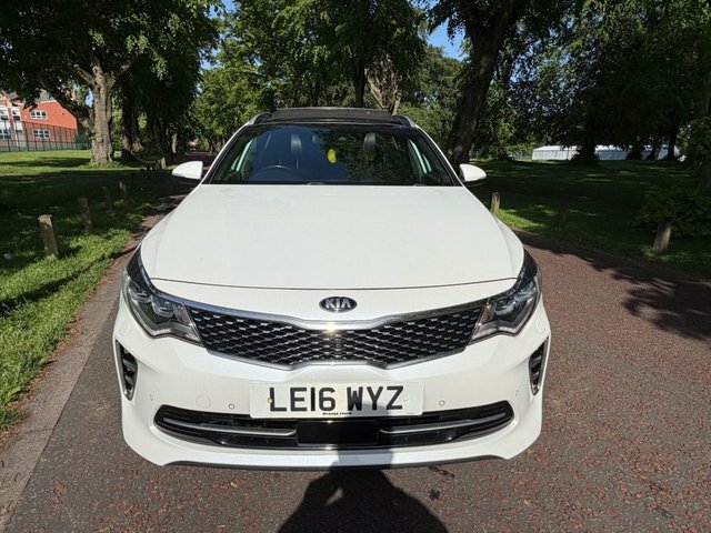 Kia Optima 1.7 Crdi Isg 3 White #9