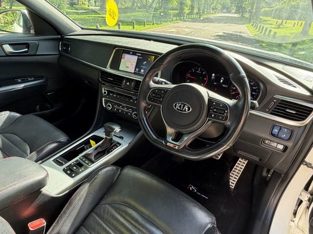 Kia Optima 1.7 Crdi Isg 3 White #11