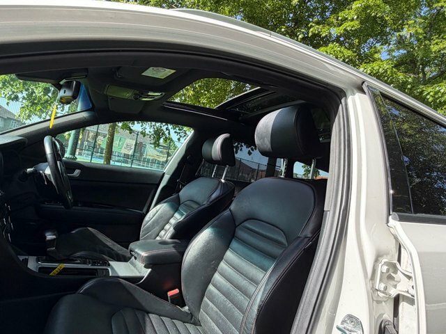 Kia Optima 1.7 Crdi Isg 3 White #25