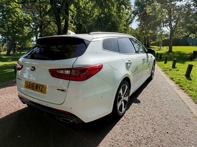 Kia Optima 2016 1.7 Crdi Gt-line S Sportswagon Dct White #4