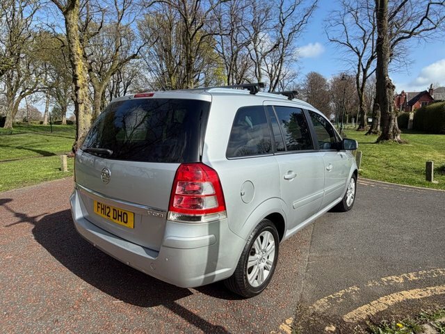 Vauxhall Zafira 2012 1.7 Cdti Ecoflex Design Mpv Silver #3