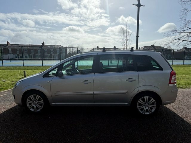 Vauxhall Zafira 2012 1.7 Cdti Ecoflex Design Mpv Silver #6