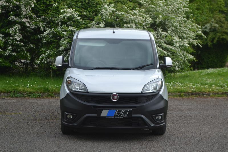 Fiat Doblo Mpv Silver #4