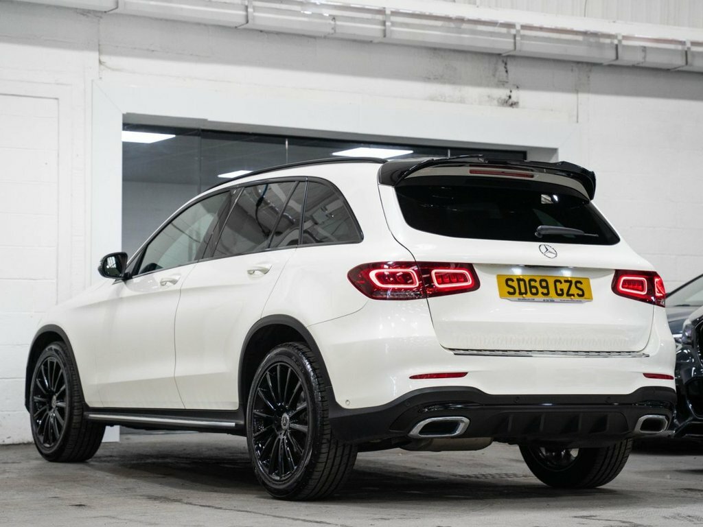 Mercedes-Benz GLC Class 2L Amg Line SD69GZS White #3