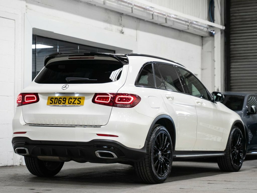 Mercedes-Benz GLC Class 2L Amg Line SD69GZS White #4