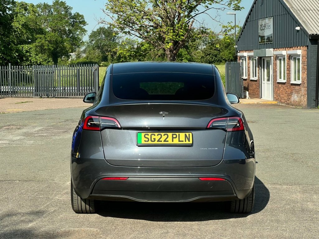 Tesla Model Y Suv SG22PLN Grey #6