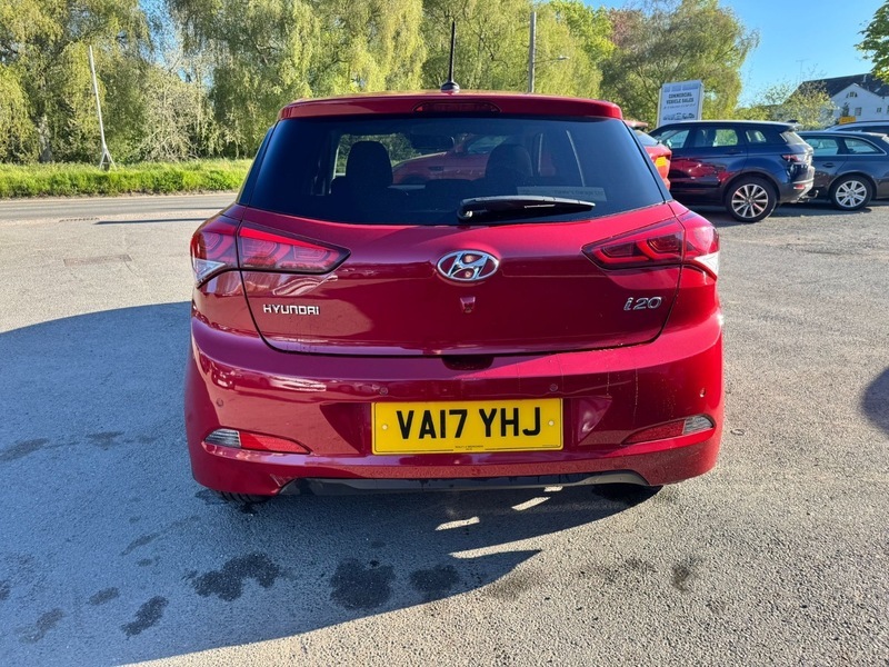 Hyundai I20 Mpi Premium Nav Red #2