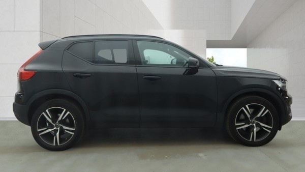 Volvo XC40 Recharge T4 R-design YS21DJV Black #5
