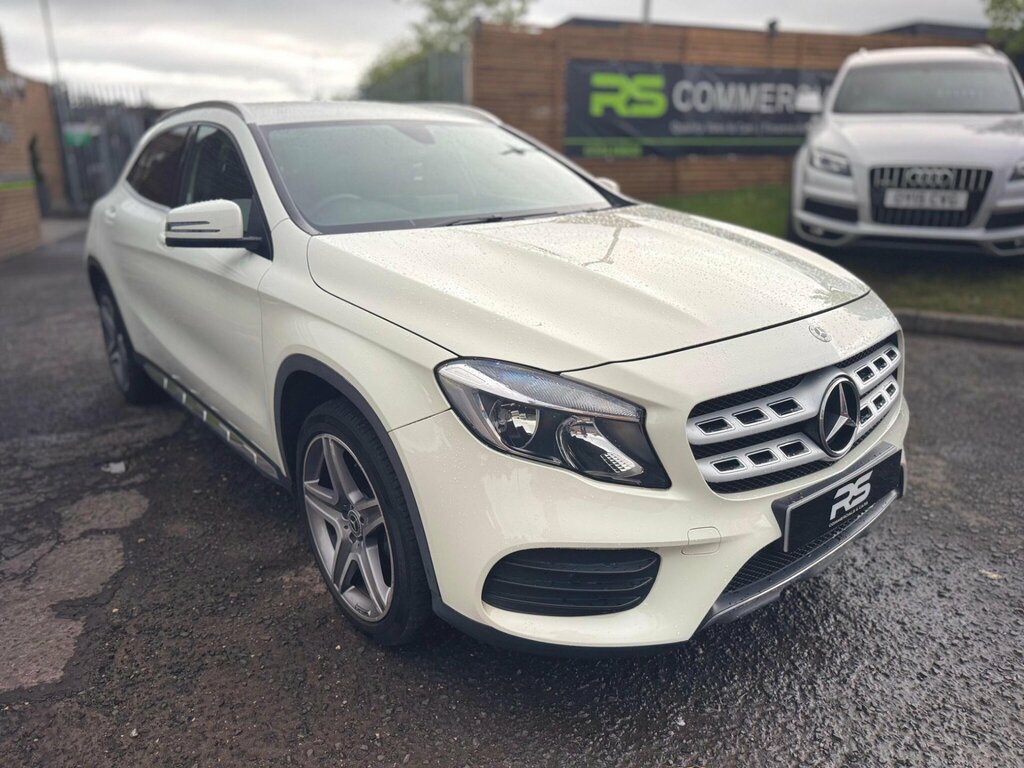 Mercedes-Benz GLA Class 2.1 Gla200d Amg Line Euro 6 Ss KS67NCF White #2