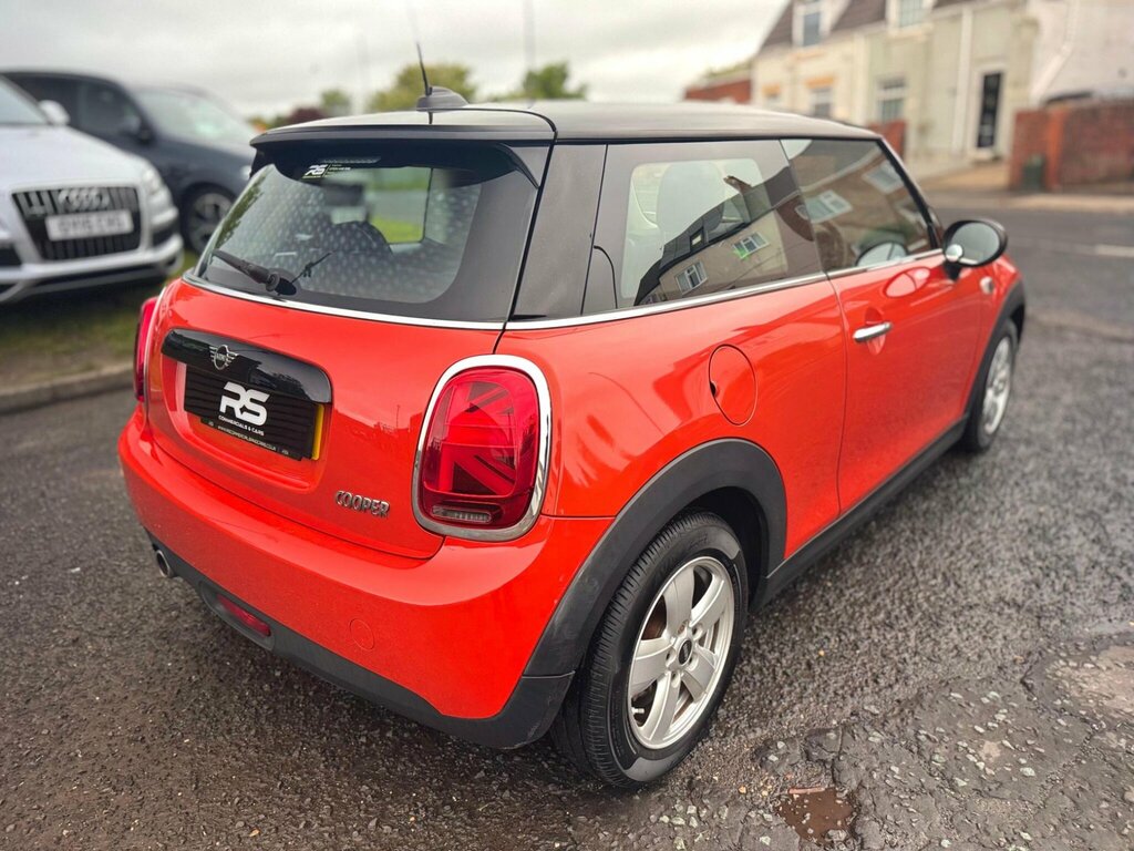 Mini Hatch 1.5 Cooper Euro 6 Ss NV18JVE Orange #5