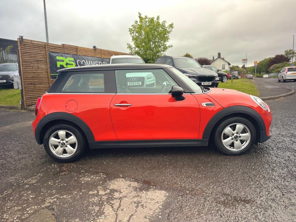 Mini Hatch 1.5 Cooper Euro 6 Ss NV18JVE Orange #2