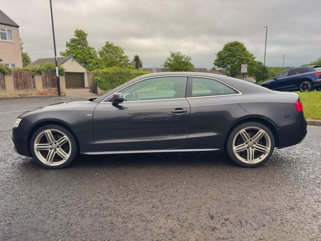 Audi A5 2.0 Tdi S Line Euro 5 Ss Grey