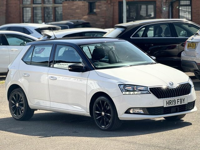 Skoda Fabia 1.0 Tsi Colour Edition Hatchback HR19FBY White #2