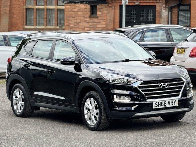Hyundai Tucson 1.6 Crdi Se Nav Suv Euro 6 S S SH68VRY Black #2