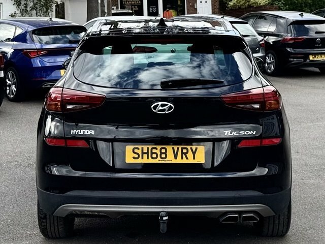 Hyundai Tucson 1.6 Crdi Se Nav Suv Euro 6 S S SH68VRY Black #5