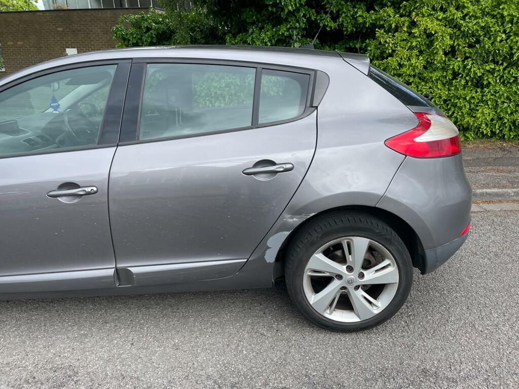 Renault Megane 1.5 Dci Dynamique Tomtom Euro 5 Ss FN13OBW Grey #5